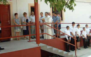 Alapszolgáltatási központ avatása 2005